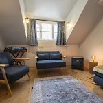بيت للعطل 1 Webster Steps ستيثيس